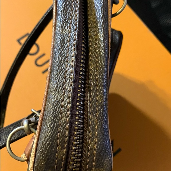 Louis Vuitton Monogram Mini Amazon Crossbody Unisex - Picture 6 of 13